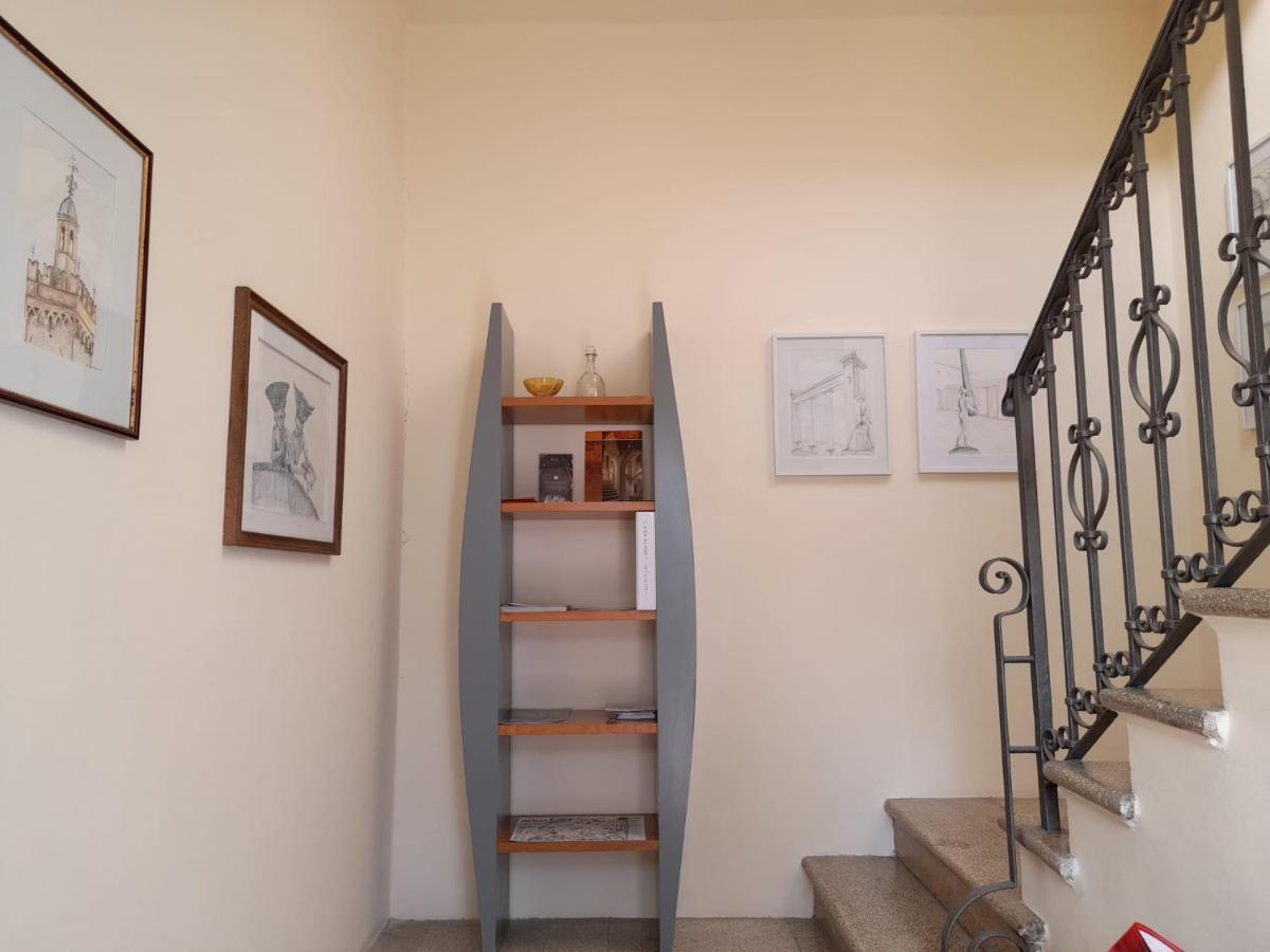 شقة Casa Alina- Art House فولينيو المظهر الخارجي الصورة